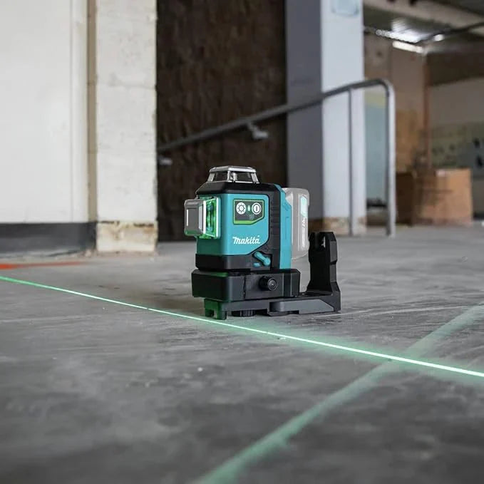 Makita Laserski 4D Nivelator za Precizne Radove + Stalak 150cm Kvalitetno